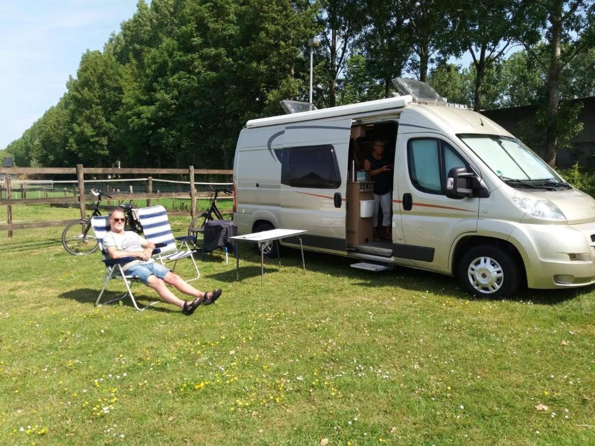 Bed And Breakfast En Camping In Waardenburg A2 المظهر الخارجي الصورة