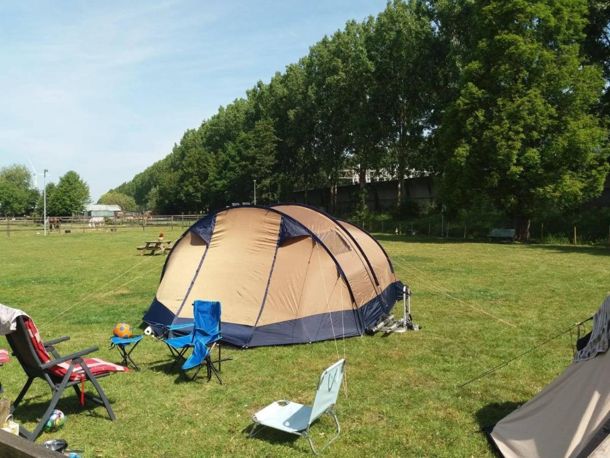 Bed And Breakfast En Camping In Waardenburg A2 المظهر الخارجي الصورة
